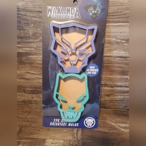 MARVEL Wakanda Forever 2pk Silicone Breakfast Molds New Pancake Cookies